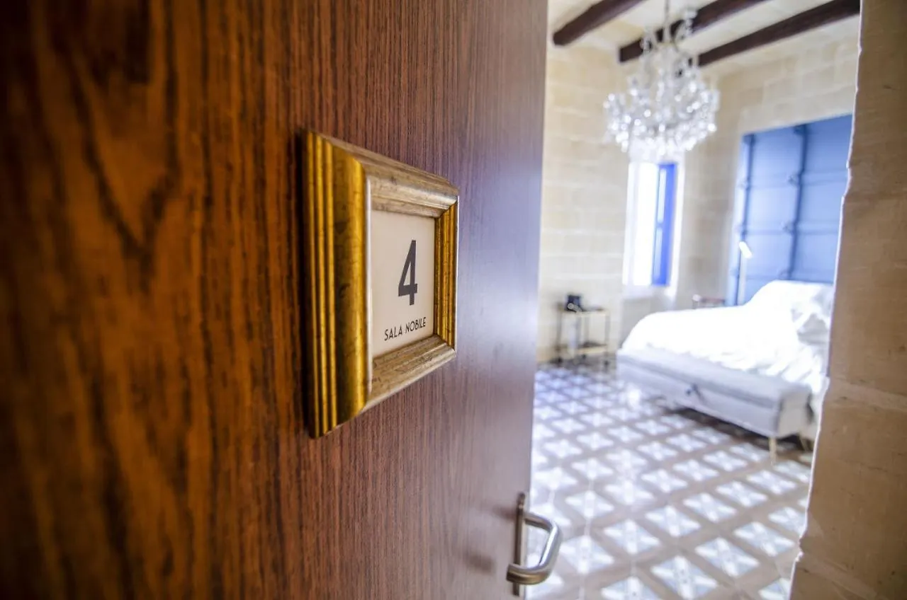 Senglea Suites Hotell